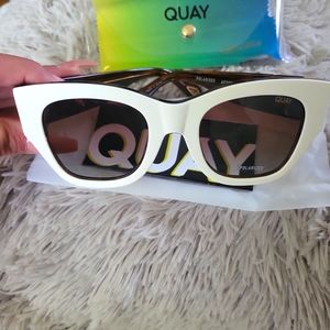 Quay polarized 'after hours luxe' sunglasses - brand new w/case & cleaning cloth